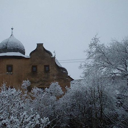 Worners Schloss Weingut & Wellness-Hotel พริคเซนชตัดท์ ภายนอก รูปภาพ